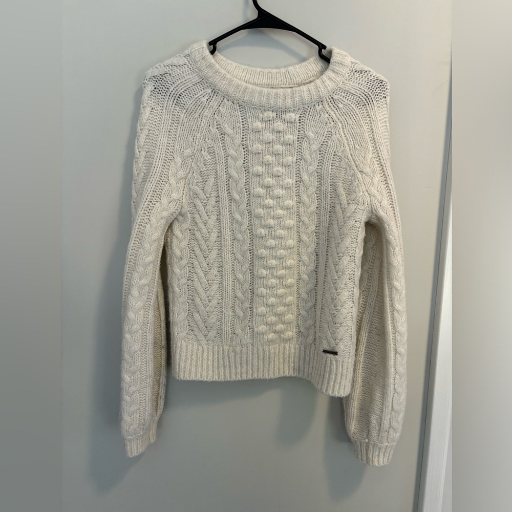 Abercrombie white cable-knit sweater